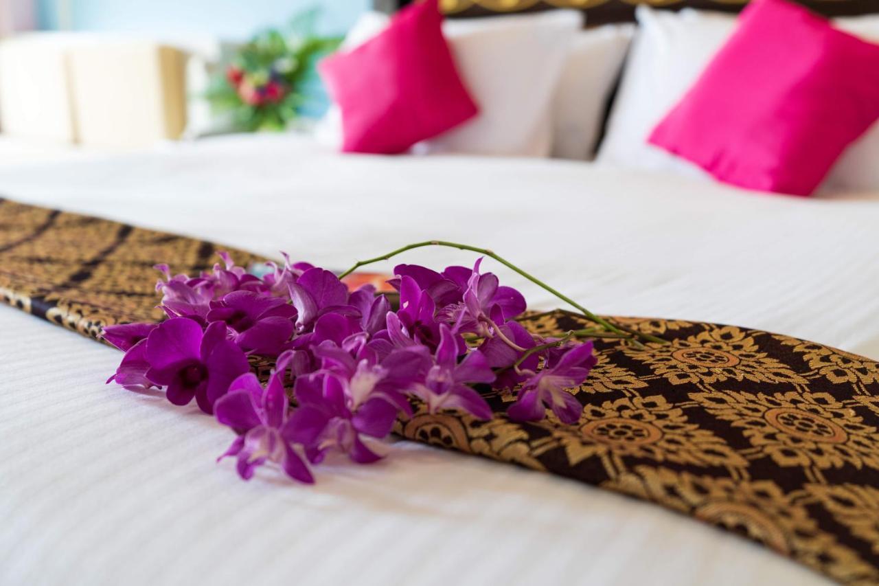 Ao Nang Ayodhaya Palace Beach Resort - Sha Plus Certified מראה חיצוני תמונה
